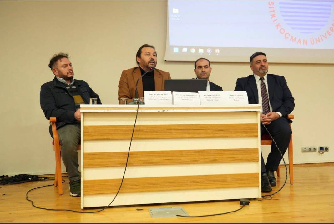 Muğla Aile Platformu’ndan ‘Türkiye Yüzyılında İnsan, Aile ve Toplum’ Paneli 6